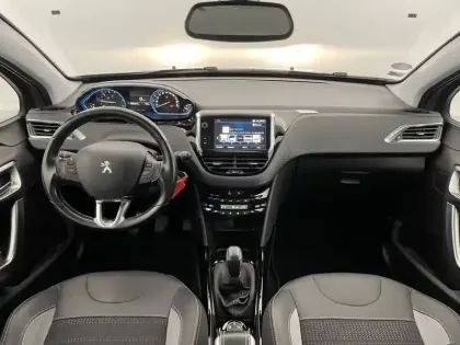 Photo 28 Peugeot 2008  1.2 PureTech 110ch S&S BVM5