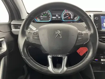 Photo 22 Peugeot 2008  1.2 PureTech 110ch S&S BVM5