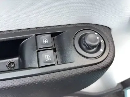 Photo 20 Renault Twingo  III SCe 65