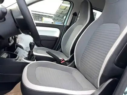 Photo 18 Renault Twingo  III SCe 65