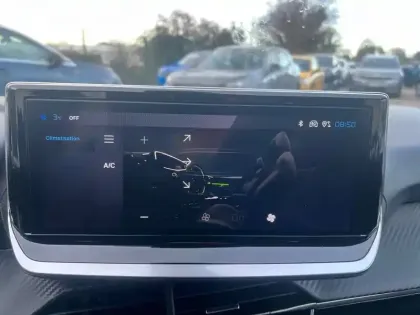 Photo 30 Peugeot 208 Gén. II Ph2 Active 5