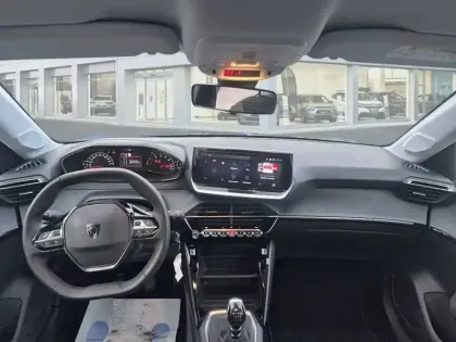 Photo 41 Peugeot 208  PureTech 100 S&S BVM6