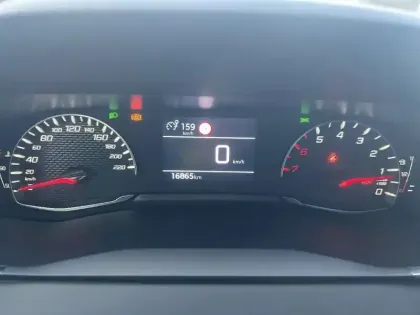 Photo 45 Peugeot 208  PureTech 100 S&S BVM6