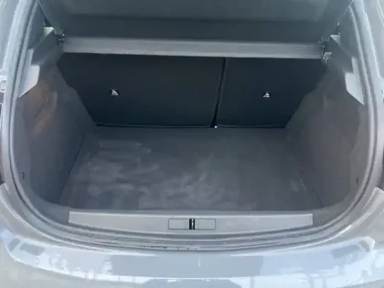 Photo 39 Peugeot 208  PureTech 100 S&S BVM6