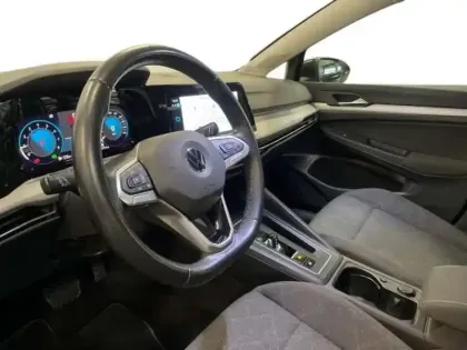 Photo 9 Volkswagen Golf 1.0 eTSI OPF 110 DSG7 Life Business