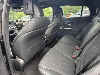 Photo 81 Mercedes Classe GLC 300 de 4MATIC AMG Line