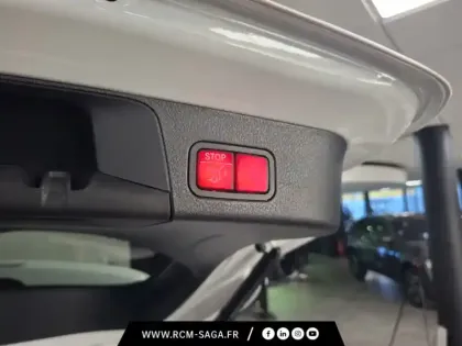 Photo 10 Mercedes GLB 200 d AMG Line