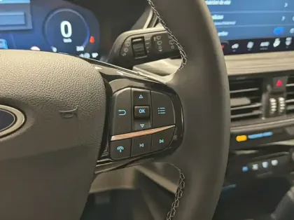 Photo 18 Ford Kuga 2.5 Duratec 180ch Hybrid FlexiFuel Active Powershift