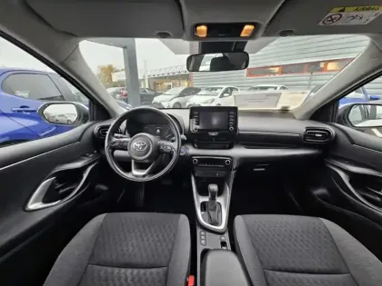 Photo 10 Toyota Yaris Hybride 116h Dynamic