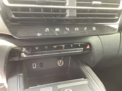 Photo 15 Citroën C5 aircross Hybride 145 e-DCS6 Max