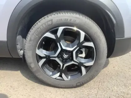 Photo 8 Citroën C5 aircross Hybride 145 e-DCS6 Max