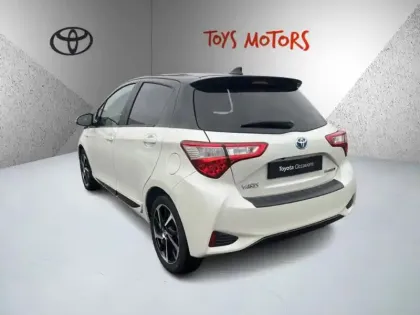 Photo 2 Toyota Yaris Hybrid Collection 1.5 101 ch