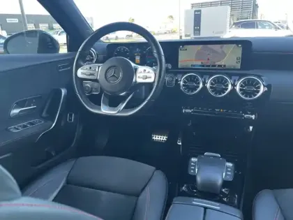 Photo 13 Mercedes Classe A 250 e AMG Line