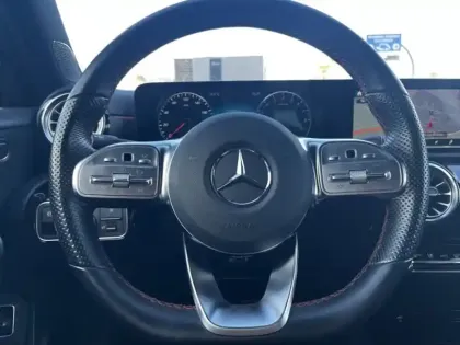 Photo 5 Mercedes Classe A 250 e AMG Line