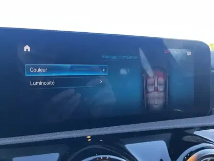 Photo 7 Mercedes Classe A 250 e AMG Line