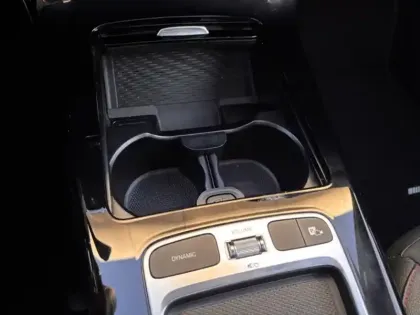 Photo 58 Mercedes CLA 250 e Hybrid EQ AMG Line