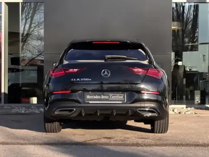Photo 36 Mercedes CLA 250 e Hybrid EQ AMG Line