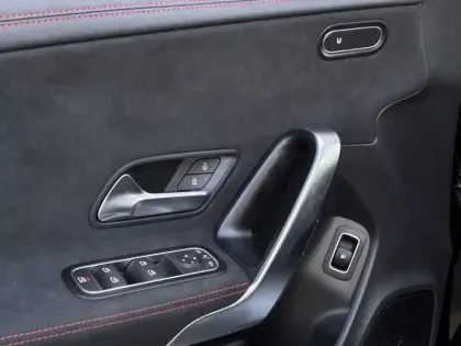 Photo 41 Mercedes CLA 250 e Hybrid EQ AMG Line