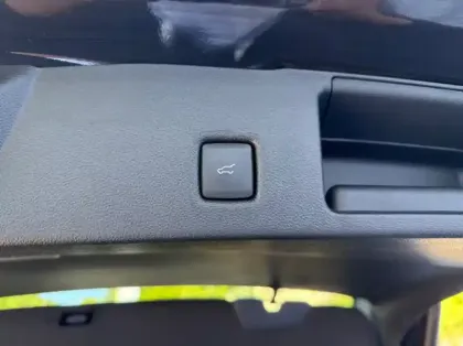 Photo 18 Ford Kuga 2.5 Duratec 243ch Hybride Rechargeable ST-Line X Powershift