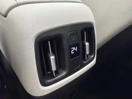 Photo 27 Hyundai Tucson 1.6 T-GDi 265ch PHEV Executive BVA6 HTRAC + Attelage