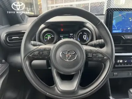Photo 13 Toyota Yaris Hybride 116h Design