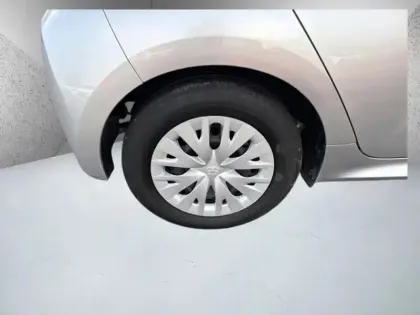 Photo 5 Toyota Yaris Hybride 116h Dynamic Business