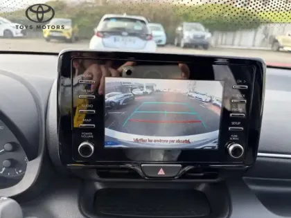 Photo 13 Toyota Yaris Hybride 116h Dynamic Business