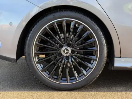 Photo 13 Mercedes Classe A 180 AMG Line