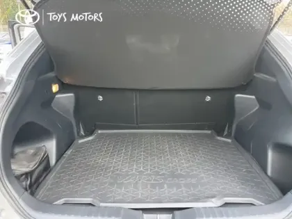 Photo 9 Toyota Yaris Hybride 116h Design