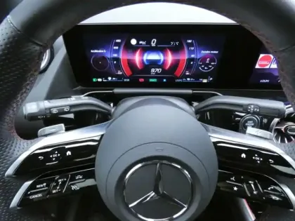 Photo 15 Mercedes GLA 250 e Hybrid EQ AMG Line