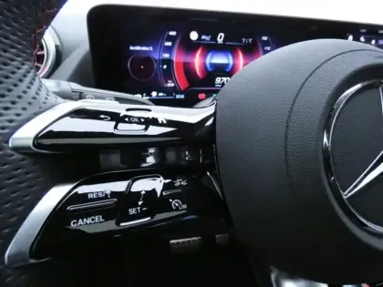 Photo 14 Mercedes GLA 250 e Hybrid EQ AMG Line