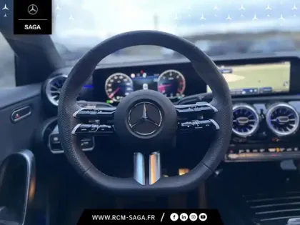 Photo 35 Mercedes Classe A 180 d AMG Line