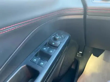 Photo 5 Ford Puma 1.0 EcoBoost Hybrid 125ch ST-Line S&amp;S