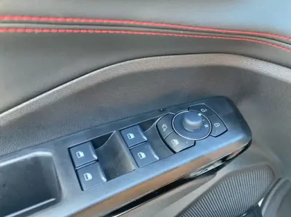 Photo 5 Ford Puma 1.0 EcoBoost Hybrid 155ch ST-Line X S&amp;S Powershift