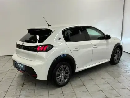 Photo 7 Peugeot 208  e- 136ch Roadtrip