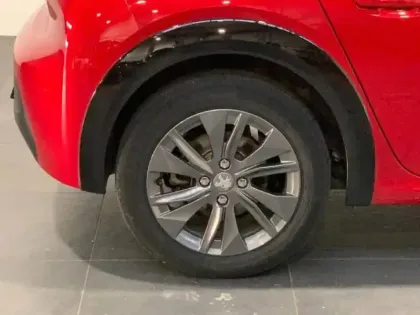 Photo 7 Peugeot 208  e- 136ch Active Pack