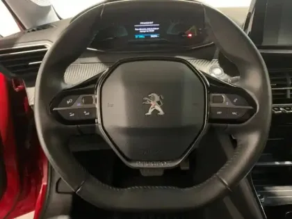 Photo 14 Peugeot 208  e- 136ch Active Pack