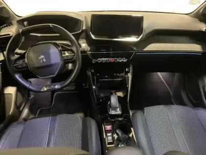 Photo 8 Peugeot 208  e- 136ch GT