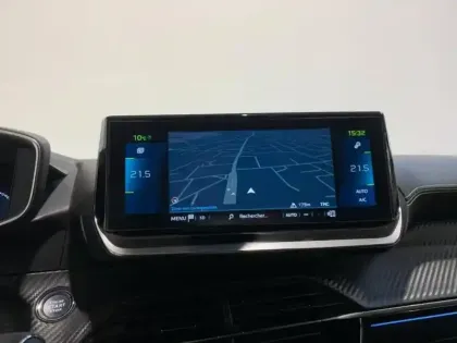 Photo 12 Peugeot 208  e- 136ch GT