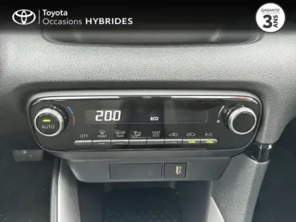 Photo 11 Toyota Yaris  116h Dynamic 5p MY22