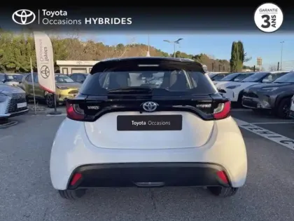 Photo 3 Toyota Yaris  116h Dynamic 5p MY22