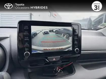 Photo 10 Toyota Yaris  116h Design 5p MY22