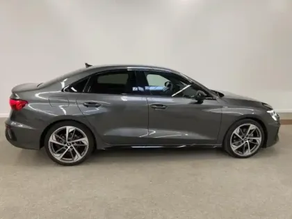 Photo 2 Audi A3  Berline 35 TFSI 150ch Mild Hybrid S line S tronic 7