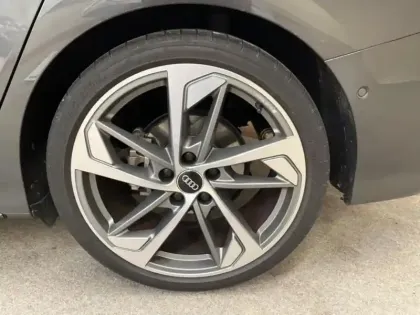 Photo 7 Audi A3  Berline 35 TFSI 150ch Mild Hybrid S line S tronic 7