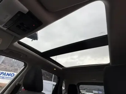 Photo 8 Nissan X-trail  e-4orce 213ch N-Connecta 7 places