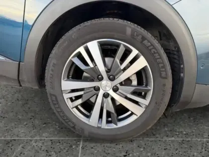 Photo 8 Peugeot 3008  1.2 PureTech 130ch S&S Allure