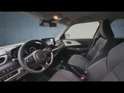 Photo 10 Suzuki Swift  1.2 Hybrid 83ch Privilège