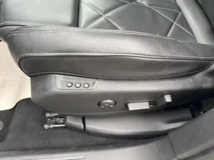 Photo 12 DS DS 7  Crossback BlueHDi 130ch Rivoli Automatique