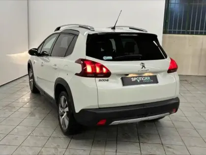 Photo 2 Peugeot 2008  1.2 PureTech 110ch E6.c Crossway S&S EAT6