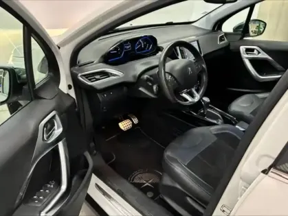 Photo 10 Peugeot 2008  1.2 PureTech 110ch E6.c Crossway S&S EAT6